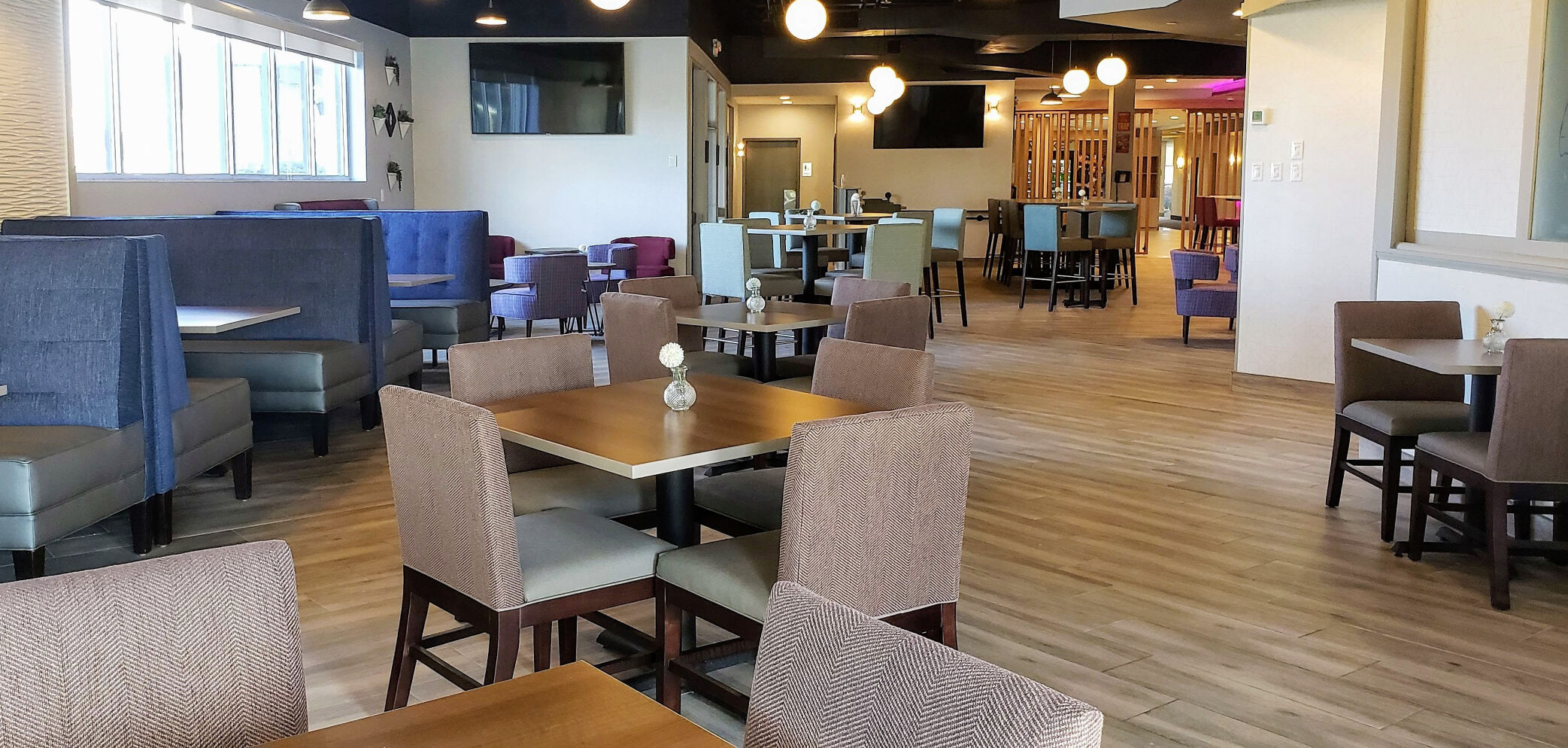 xxxInfused Restaurant Interior.jpg
